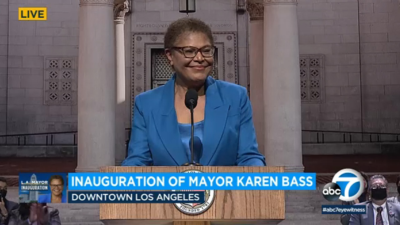 Video shows Mayor Karen Bass refuse to answer L.A. fires